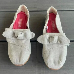 MadPaw Girls Slip-On Canvas Shoes Size 1 - Cream with Silver Speckles